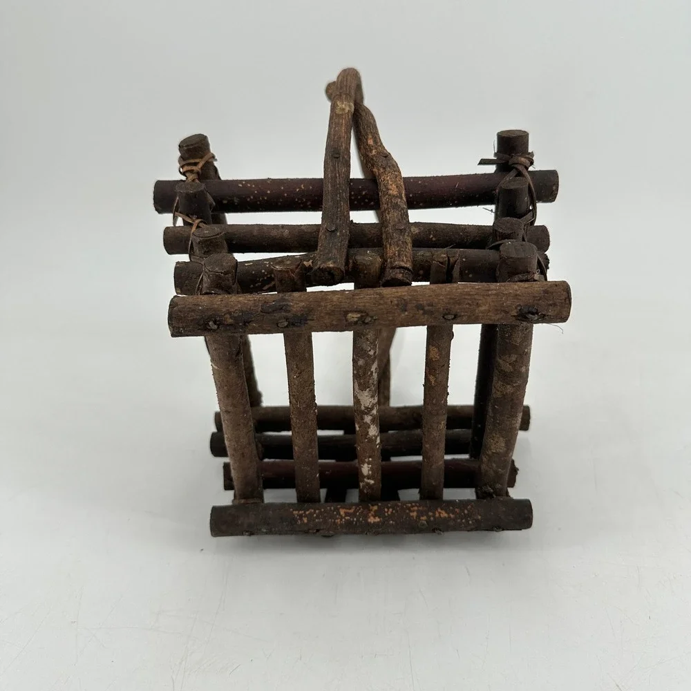 Rustic Twig Log Cabin Basket Grapevine Handle Natural Wood Primitive Decor Brown
